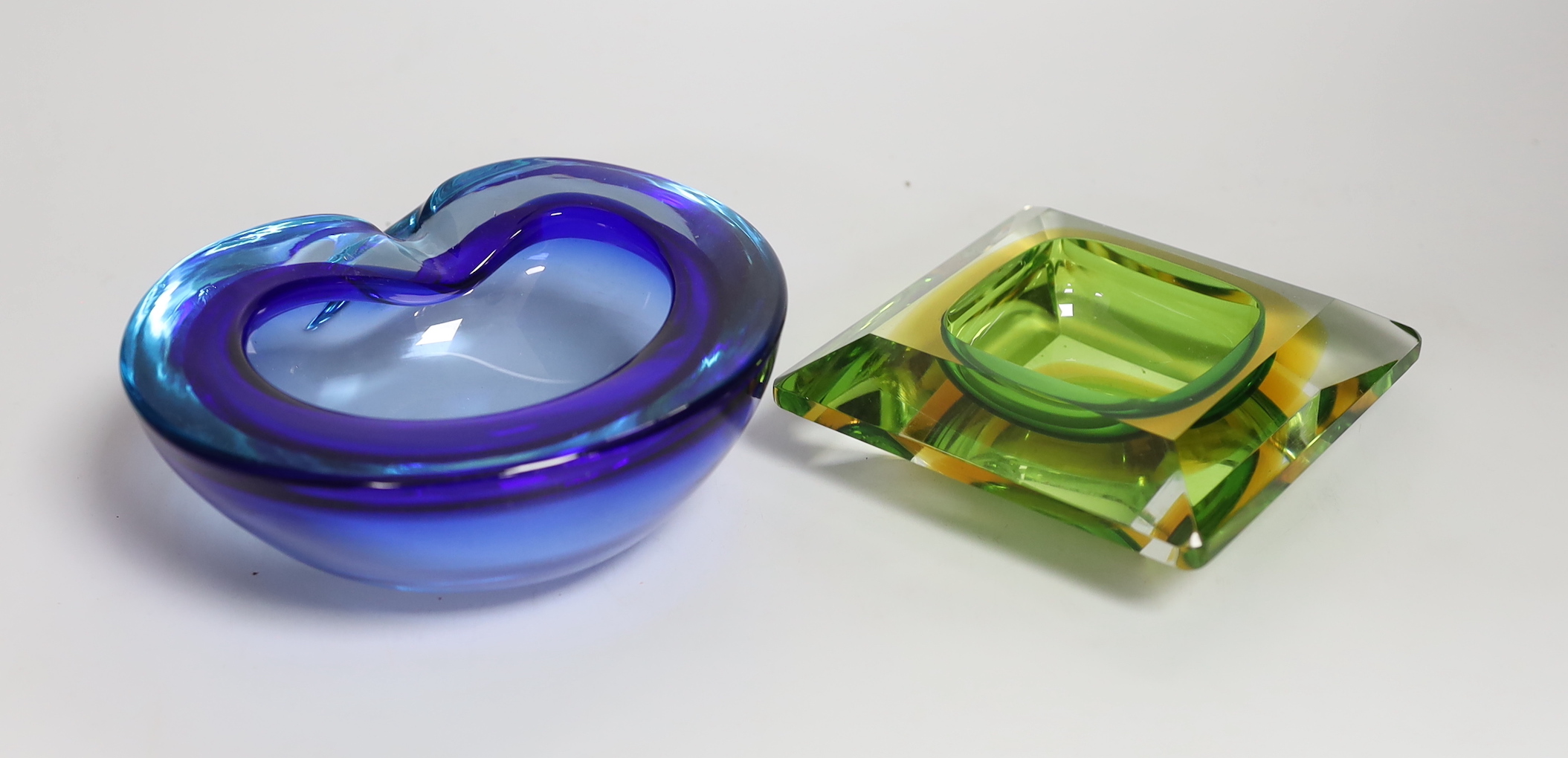 Two 1960's Murano glass ashtrays, largest 15cm diameter